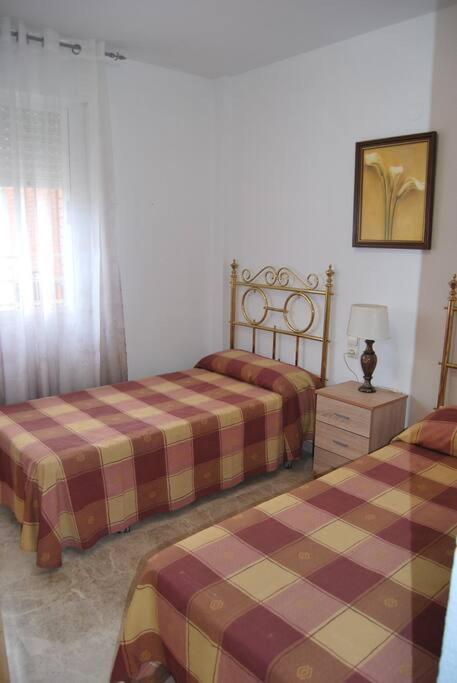 Apartamento Bonito Piso Cerca De La Estacion Córdoba Exterior foto