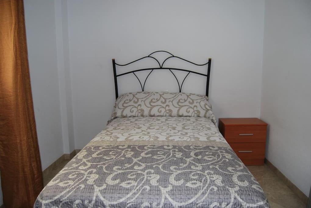 Apartamento Bonito Piso Cerca De La Estacion Córdoba Exterior foto