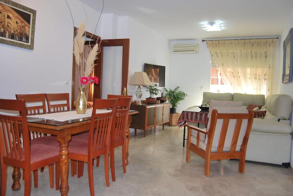 Apartamento Bonito Piso Cerca De La Estacion Córdoba Exterior foto